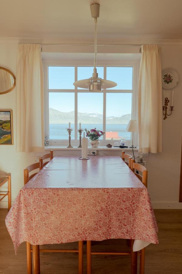 Lovely 4-Br House / Sea View / Nature Oyndarfjordur Kültér fotó